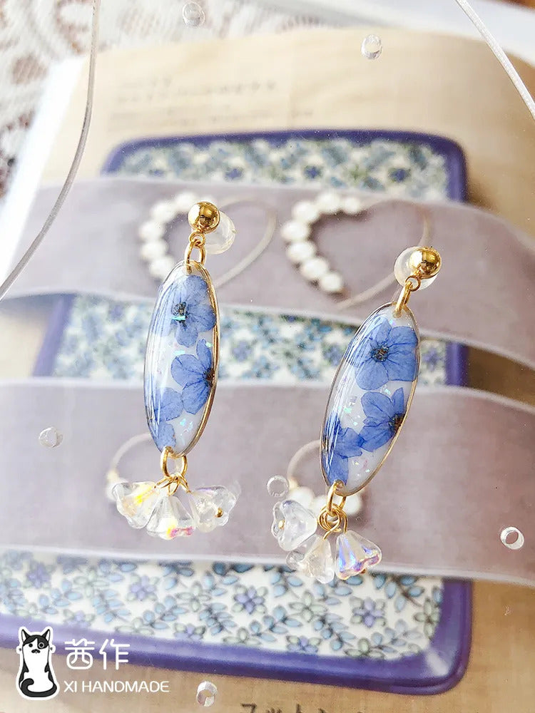 Fiona Handmade Natural Blue Flower Epoxy Dangle Earrings