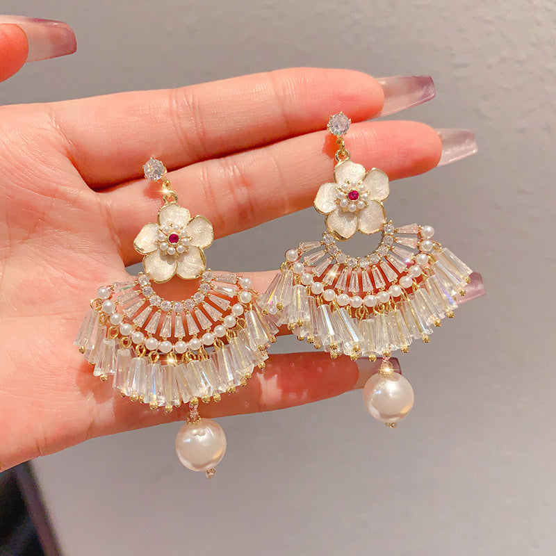 Linglang Bohemian Earrings Crystal Floral Dangle Drop Earrings Vintage Beaded Earrings Pearl Jewelry