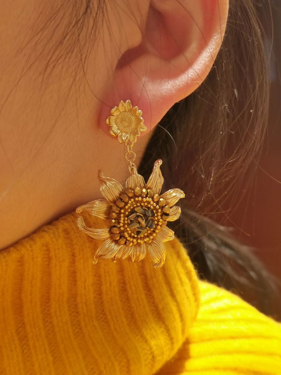 Unique Handmade High Color Retention Metal Wired Marigold Stud Earrings