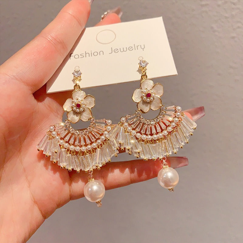 Linglang Bohemian Earrings Crystal Floral Dangle Drop Earrings Vintage Beaded Earrings Pearl Jewelry